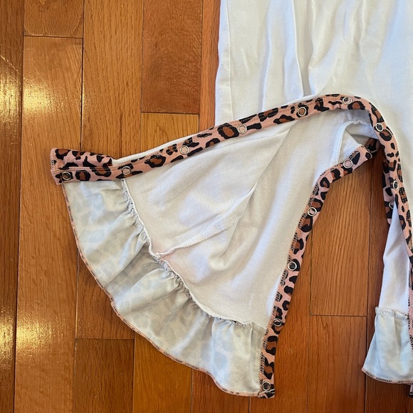 Marie Nicole Christmas Tree Romper with Ruffle Legs and Snaps Size 18/24m - Picture 7 of 9